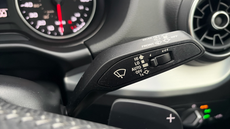 Audi Q2 35 TFSI S Line 5dr S Tronic Petrol Estate